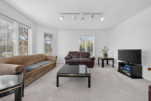151 Stellick Ave, Newmarket 5