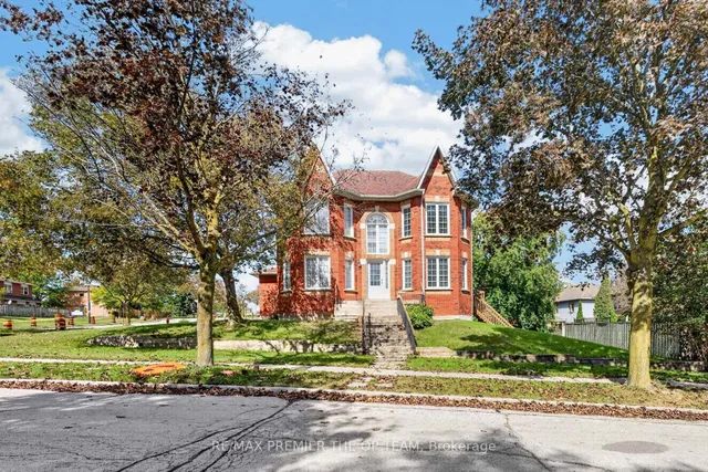 151 Stellick Ave, Newmarket