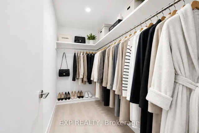 8188 Yonge St #235, Vaughan 2