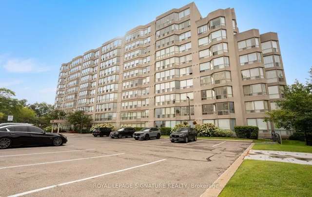175 Cedar Ave #202, Richmond Hill 3