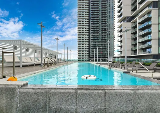 1000 Portage Pkwy #1611, Vaughan 5
