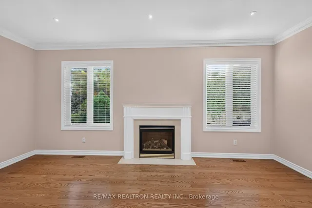 12 Loudon Cres, Vaughan 3