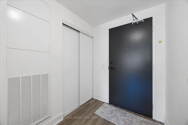 185 Deerfield Rd #420, Newmarket 4