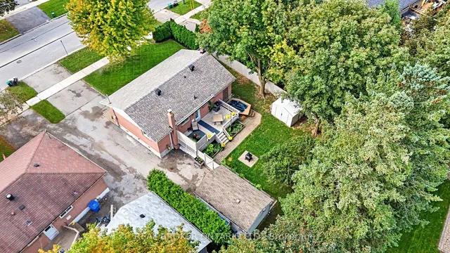 110 Murray Dr, Aurora 3