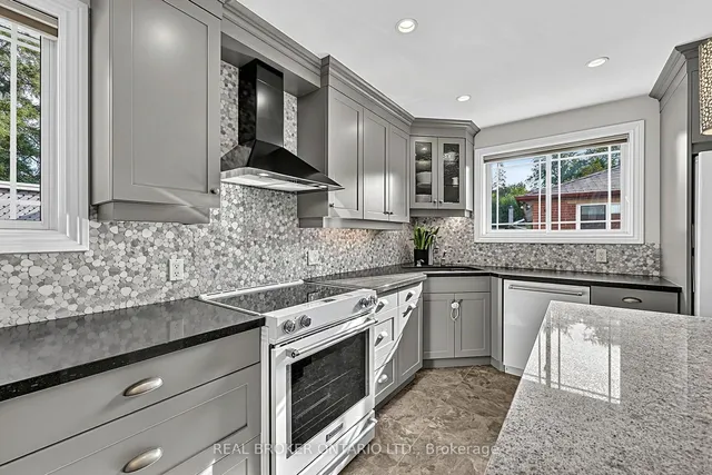 110 Murray Dr, Aurora 5