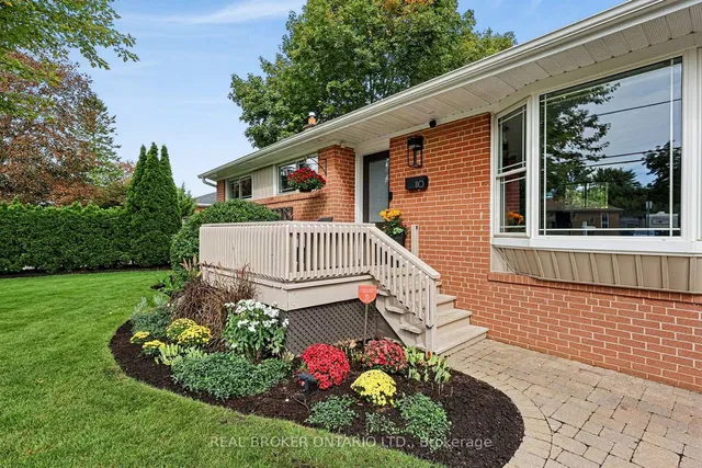 110 Murray Dr, Aurora 2