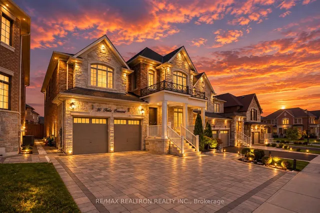20 Tesla Cres, East Gwillimbury