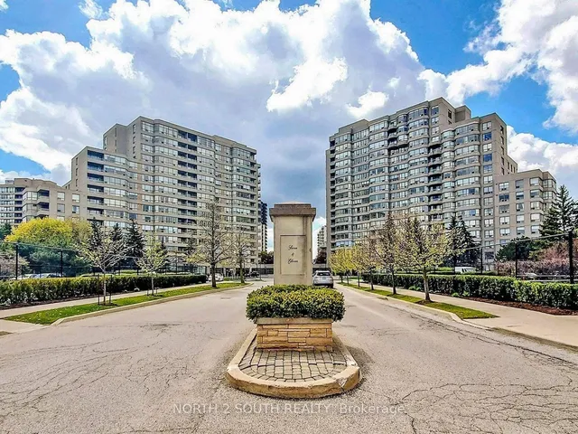 11 Townsgate Dr #401, Vaughan