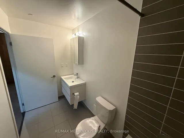 292 Verdale Crossing #1814, Markham 2