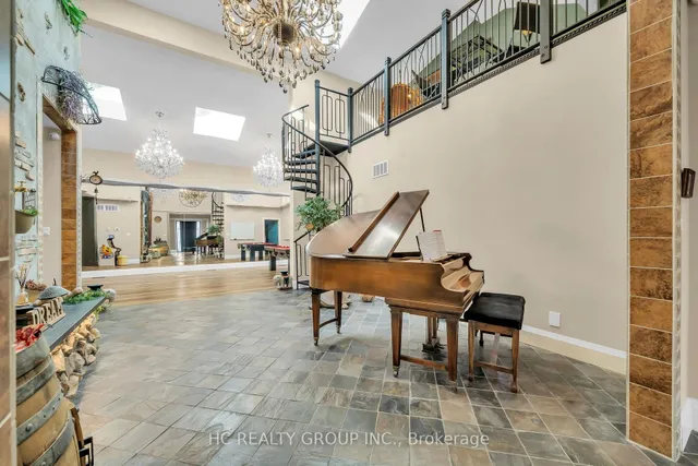 11584 Highway 48, Markham 4