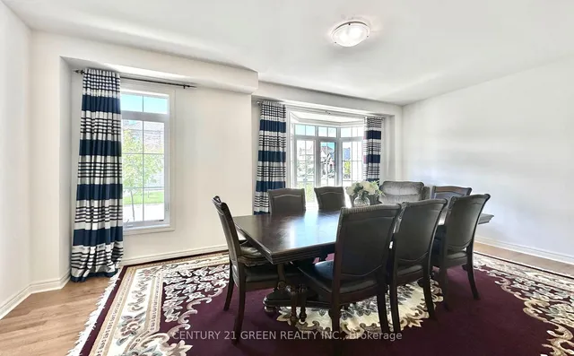 21 Tupling St, Bradford West Gwillimbury 4