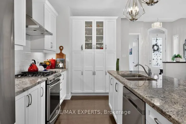 19 Westmount Dr #15, New Tecumseth 4