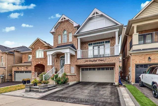 42 Grayleaf Dr, Whitchurch-Stouffville 2