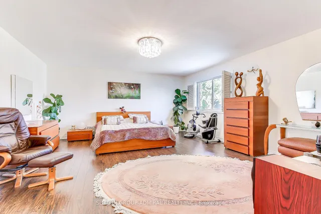 322 Harry Beer Crt, Newmarket 4
