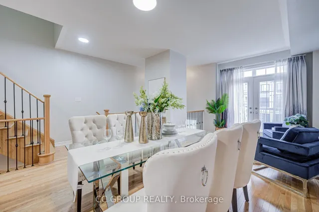 138 Farooq Blvd, Vaughan 5