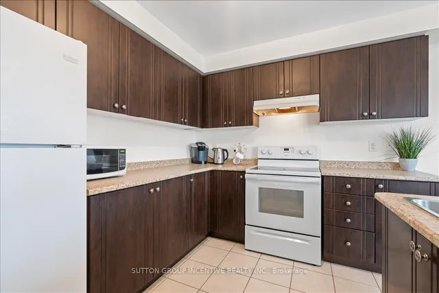 1200 Mary-Lou St, Innisfil 4