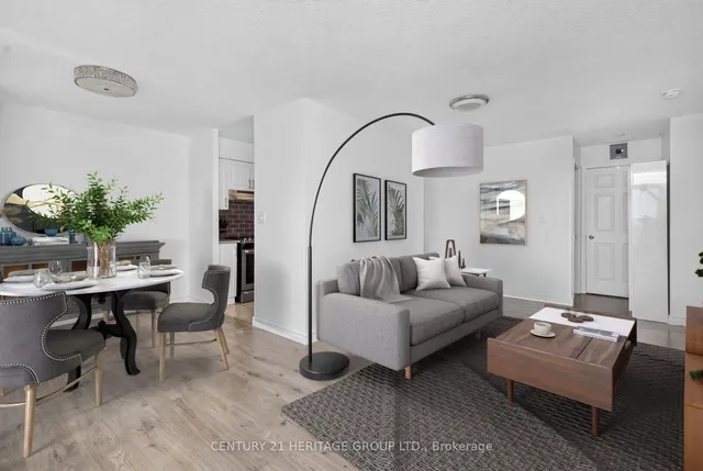 39 Oneida Cres #1017, Richmond Hill 4