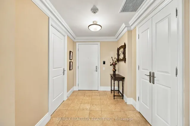 10101 Yonge St #702, Richmond Hill 5