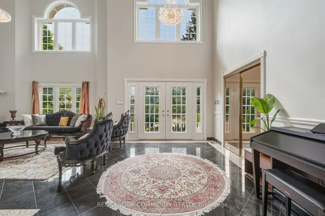 176 Old Surrey Lane, Richmond Hill 3