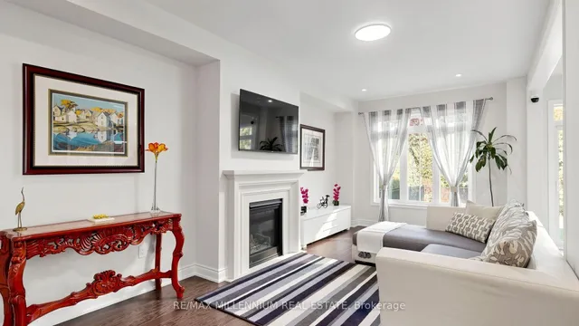 327 Mactier Dr, Vaughan 5