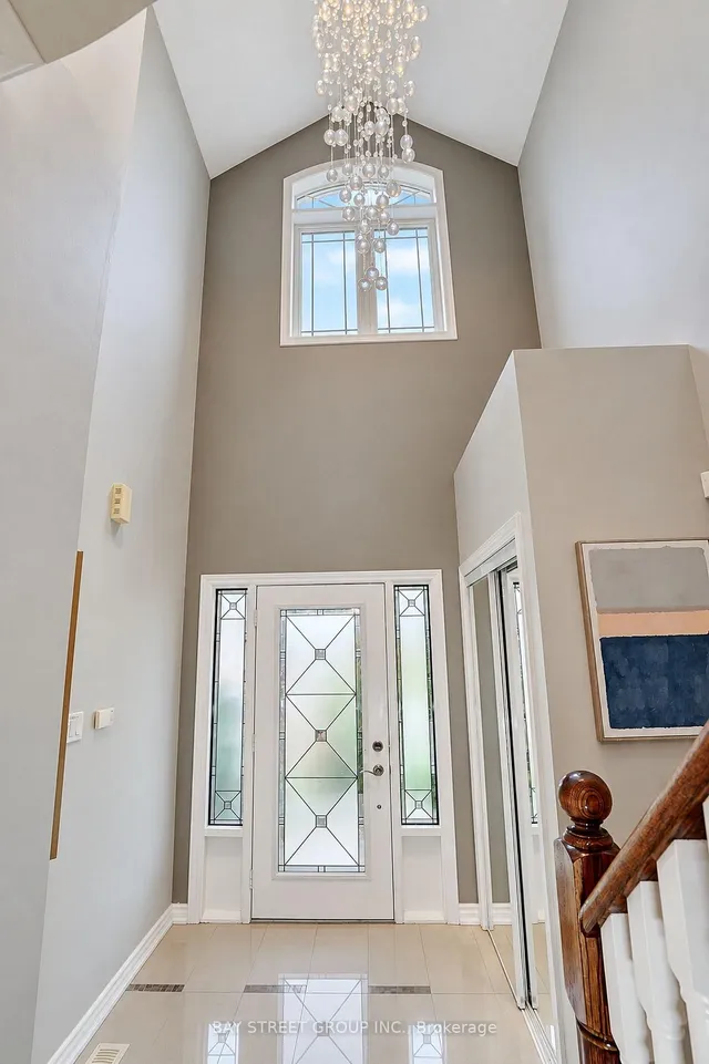 207 Farmstead Rd, Richmond Hill 3