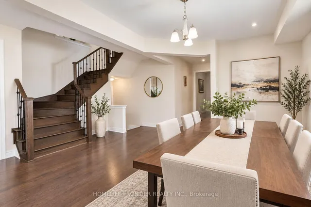135 Ross Vennare Cres, Vaughan 3