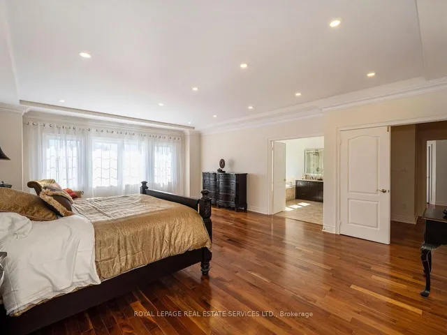 11 Beauvista Crt, Vaughan 4