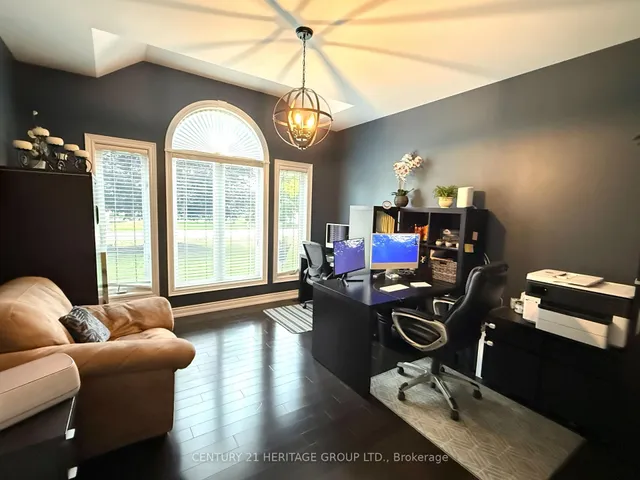 49 Shore Cres, Georgina 5