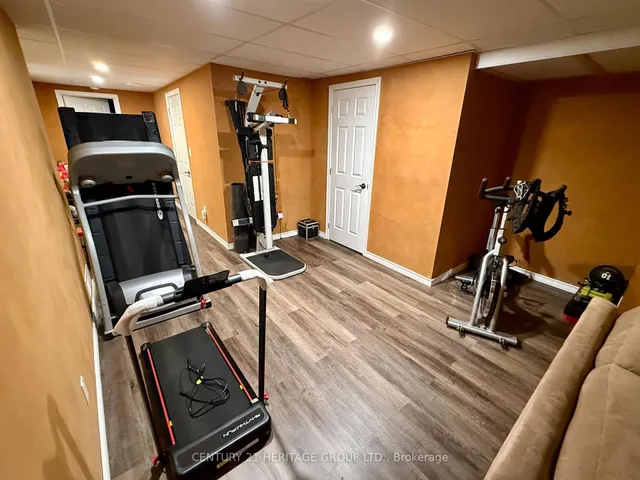 49 Shore Cres, Georgina 2