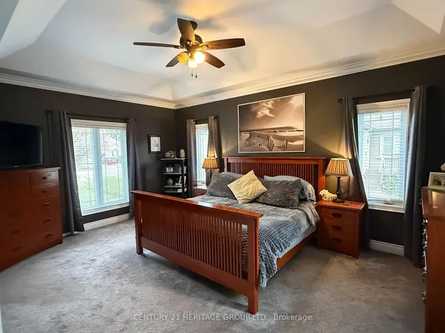 49 Shore Cres, Georgina 3