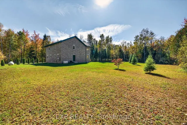 9525 Old Homestead Rd, Georgina 2