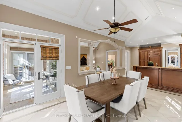 155 Cooks Mill Cres, Vaughan 4