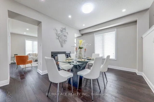 168 Rutherford Rd, Bradford West Gwillimbury 5
