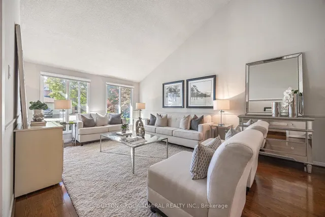 49 Hetherington Cres, Vaughan 5