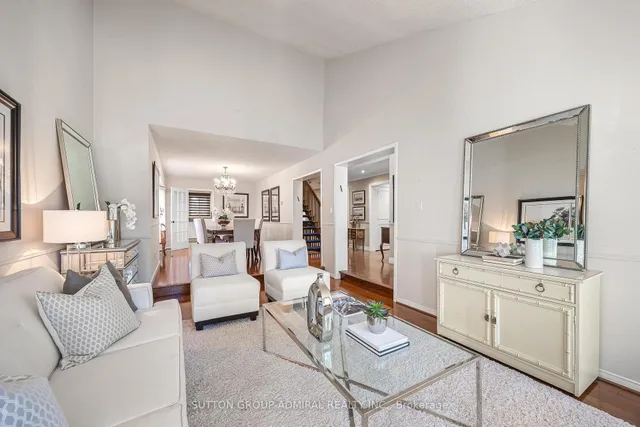 49 Hetherington Cres, Vaughan 4
