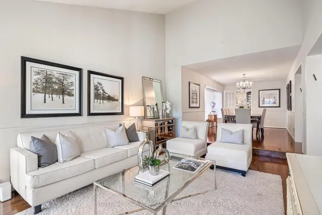 49 Hetherington Cres, Vaughan 3