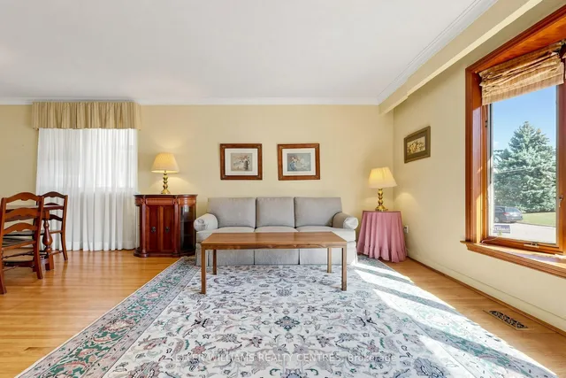 369 Osiris Dr, Richmond Hill 4