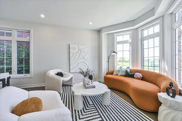 371 William Forster Rd, Markham 4