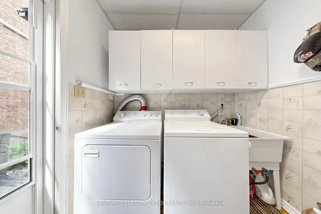 76 Tilman Circ, Markham 2