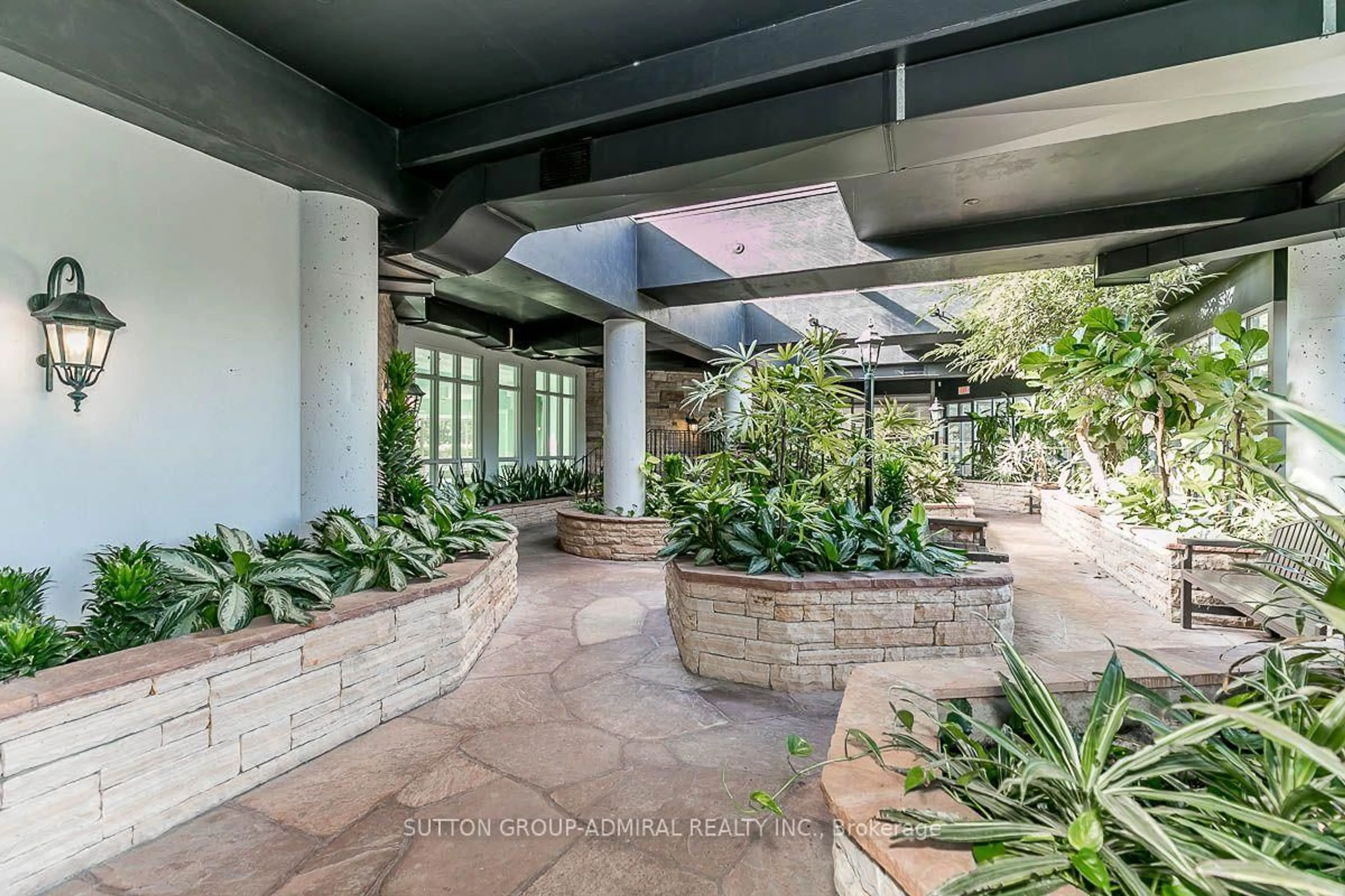 trreb/IMG-N13879484_4e95a4c3-410f-4492-a938-e0f331dd8391-l.jpg