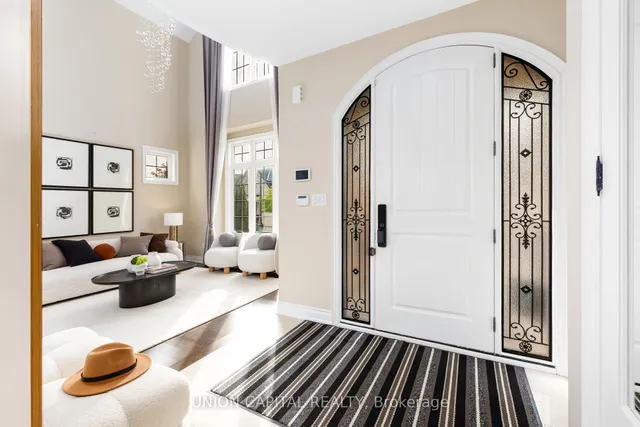 24 Royal West Rd, Markham 3