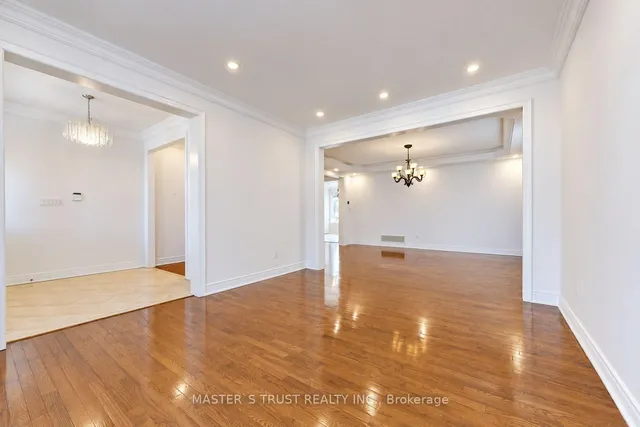 66 Chaya Sara Gdns, Vaughan 3