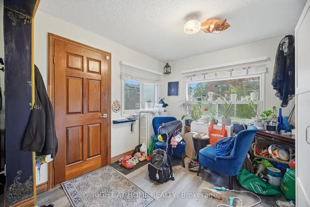 403 Park Ave, Newmarket 5