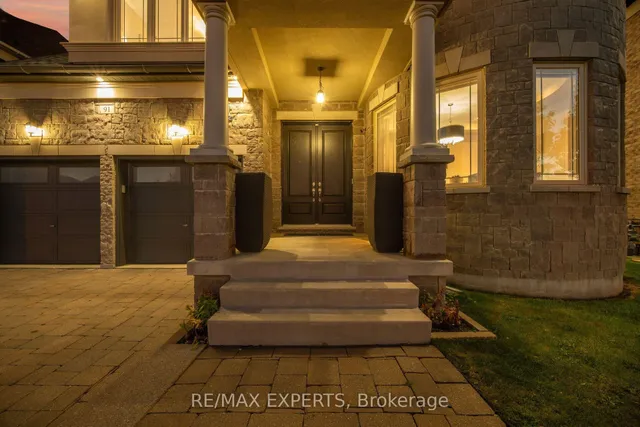91 Woodgate Pines Dr, Vaughan 5