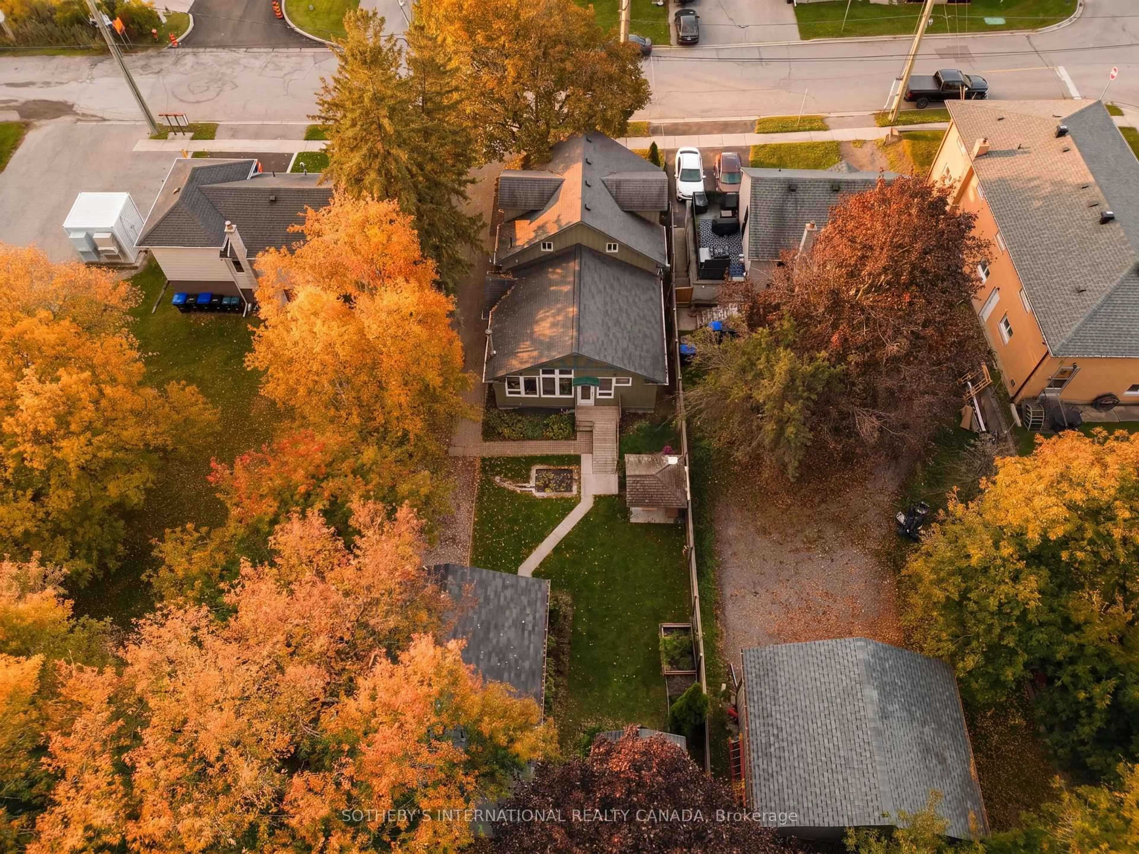 trreb/IMG-N13885400_ac00e5d0-4a94-4885-aafc-1f07fa8b3619-l.jpg