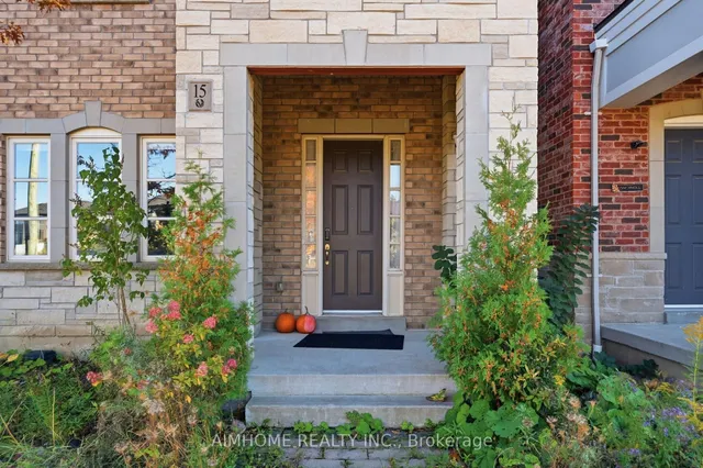 15 Calamint Lane, Richmond Hill 2