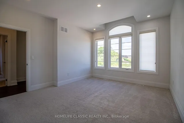 43 Longworth Ave, Richmond Hill 2