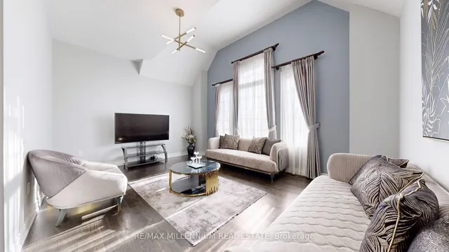 845 Langford Blvd, Bradford West Gwillimbury 5