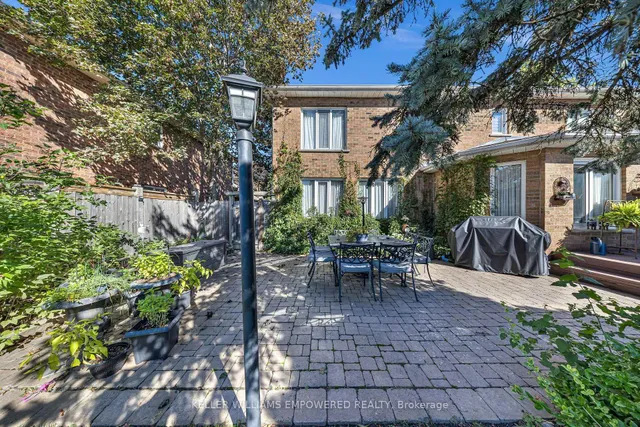 69 Galloway Dr, Vaughan 4