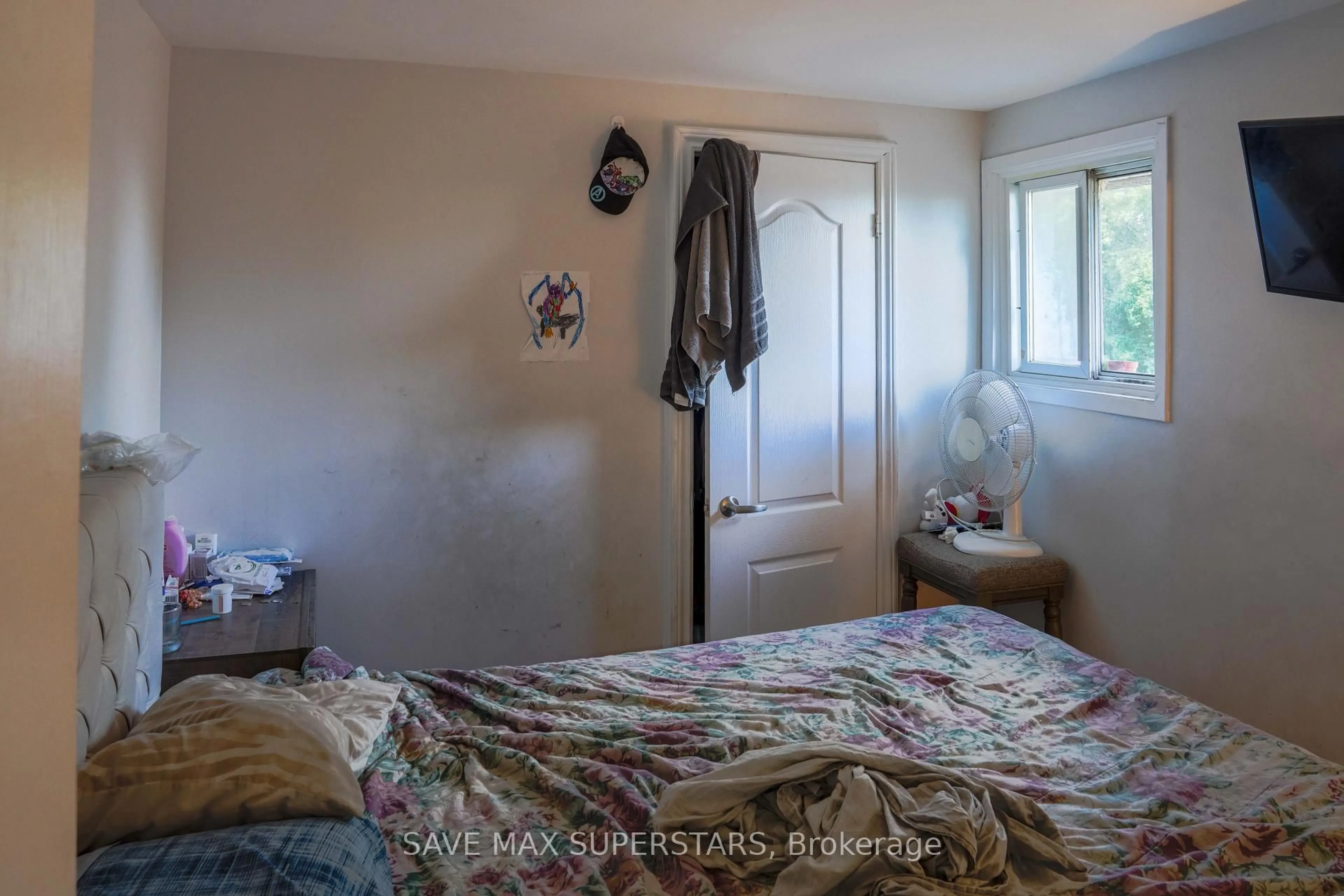 trreb/IMG-N13886566_2a1291a8-13fa-4b00-a08a-7b7bc8cfc450-l.jpg
